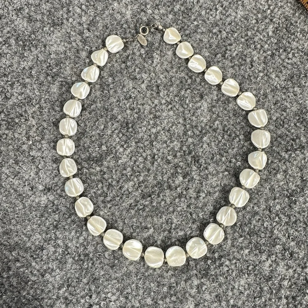 Vintage Medici Abalone Shell Single Strand Necklace Estate